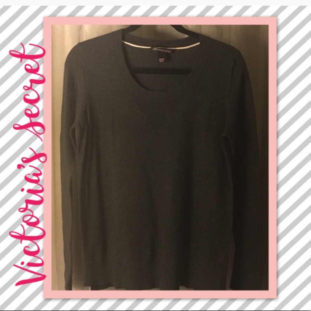 🌿VS Scoop Neck Sweater